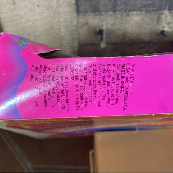 Vintage 1996 Mattel #17047 Hula Hair Barbie Doll NRFB Articulated Fashion Doll - Picture 12 of 15